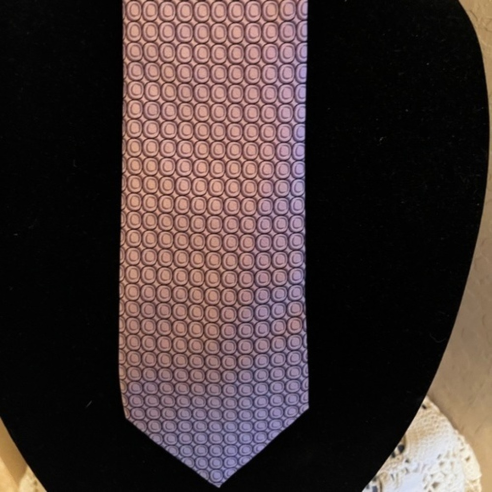 Jos A Banks Pink Silk Dress Neck Tie